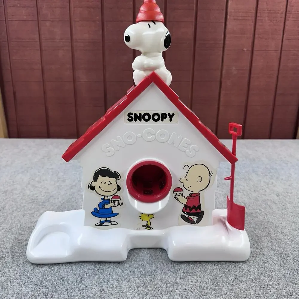 Vintage 1992 Snoopy Sno Cone Machine Peanuts Shaved Ice Snow Cone Maker Works